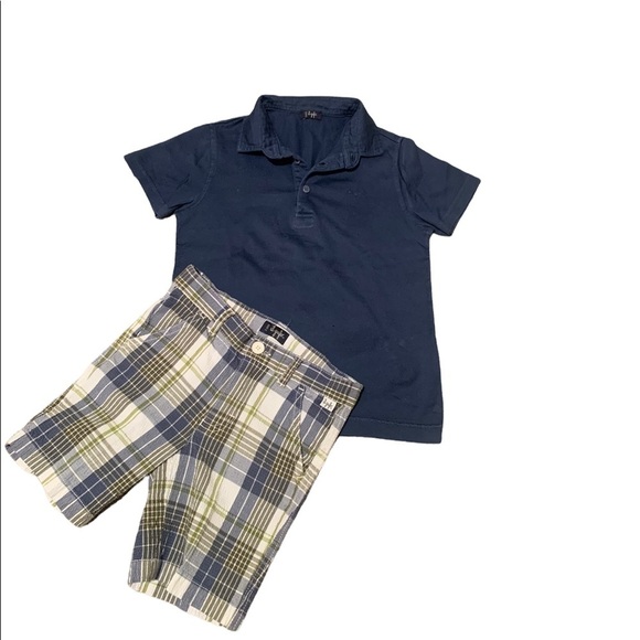 Il Gufo boys size 5 year blue + green plaid shorts and matching navy polo shirt